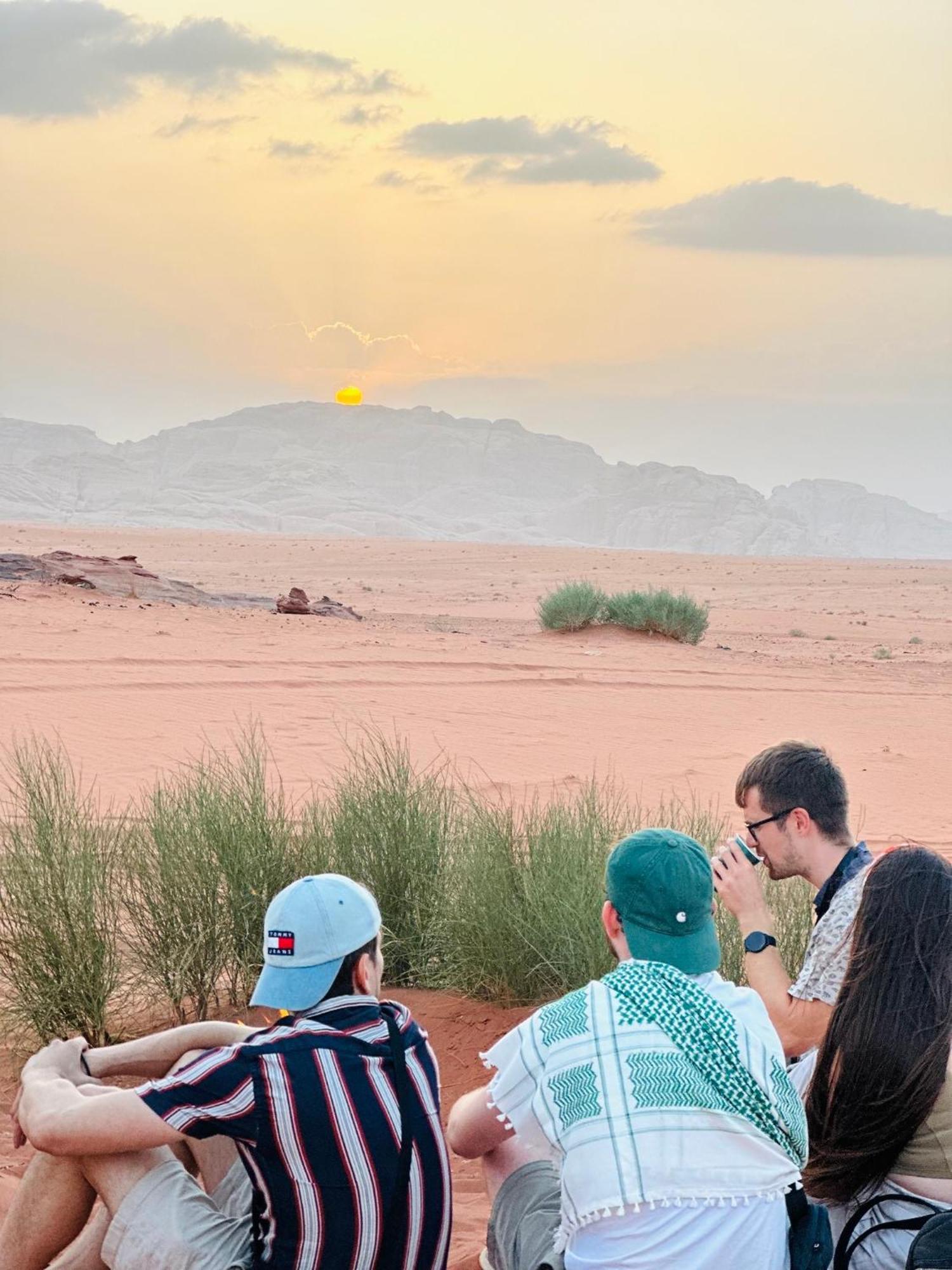 Sunset Dreams Camp Apartment Wadi Rum Exterior photo
